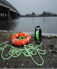 Klicka på bilden för större storlek  Namn:	        luminous_safety_rope-2.jpg Visningar:	0 Storlek:	10,4 kB ID:     	73040