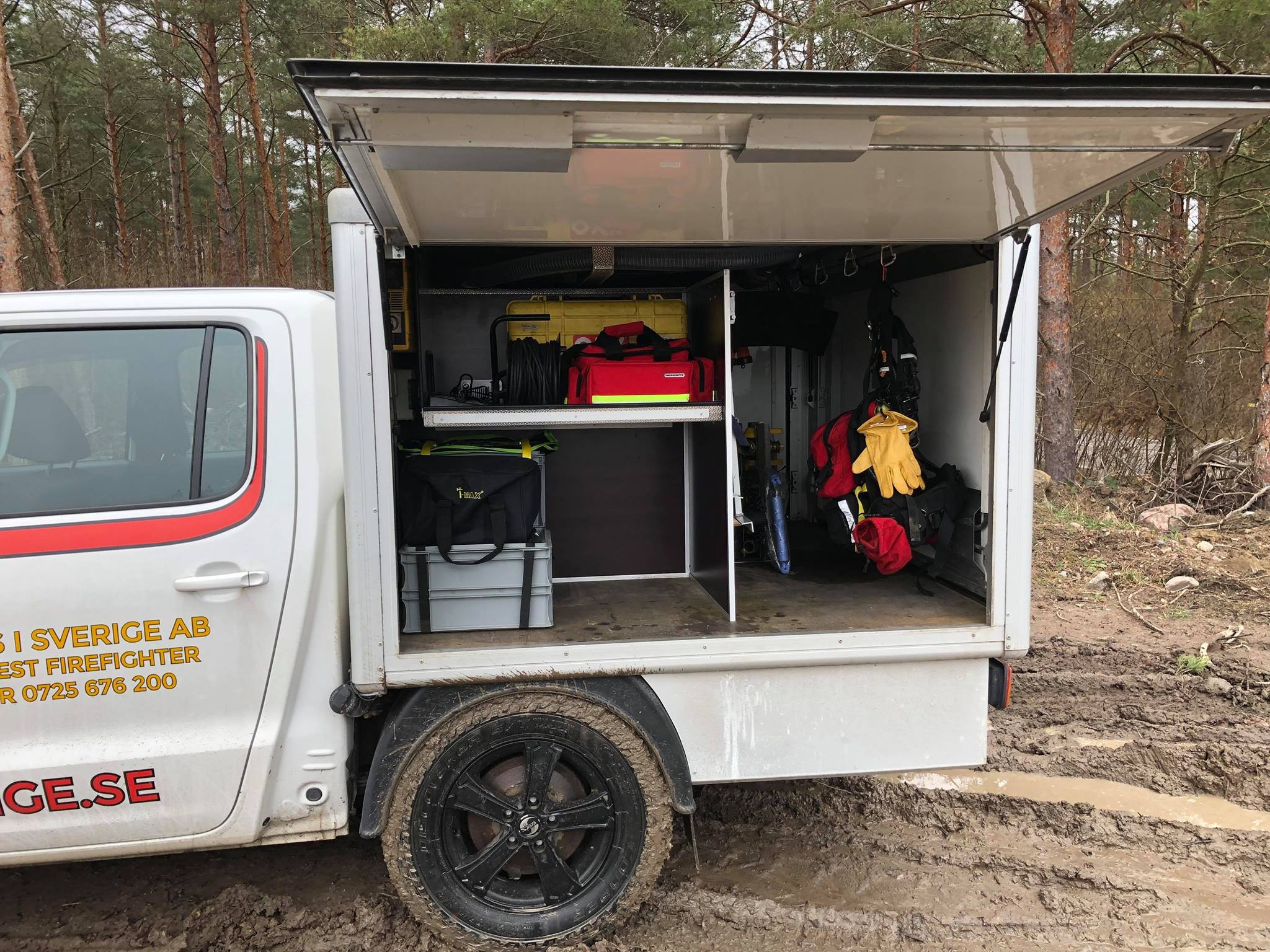 Klicka på bilden för större storlek

Namn:	        52441736_2160745754005511_5026444829744168960_o.jpg
Visningar:	589
Storlek:	844,4 kB
ID:     	53199